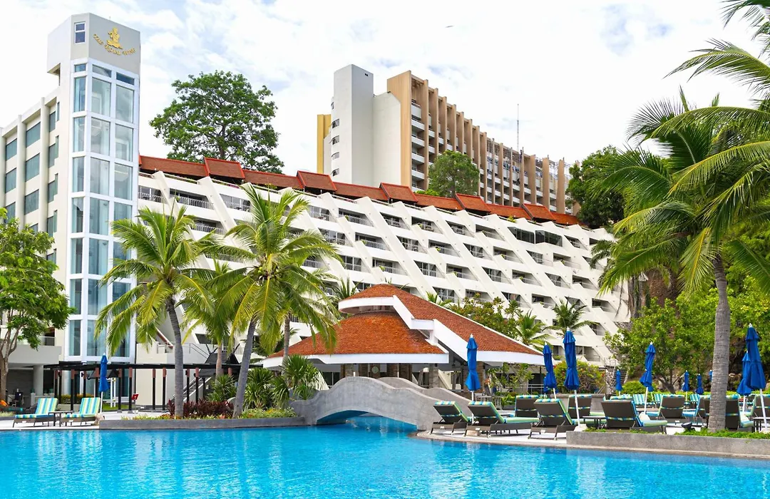 Royal Wing Suites & Spa Pattaya-1